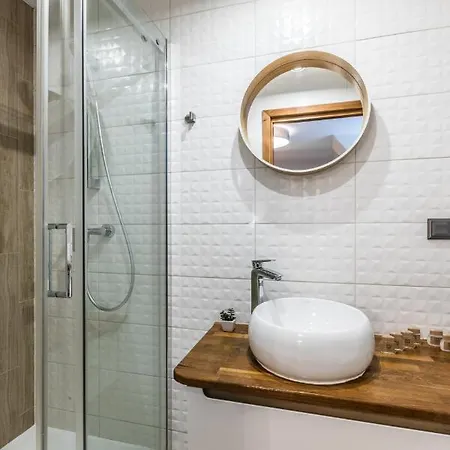 Forrest Nowotarska 아파트 *