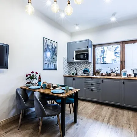 Forrest Nowotarska * Zakopane