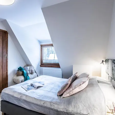 Forrest Nowotarska * 자코파네