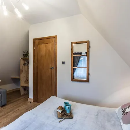 Forrest Nowotarska Lägenhet