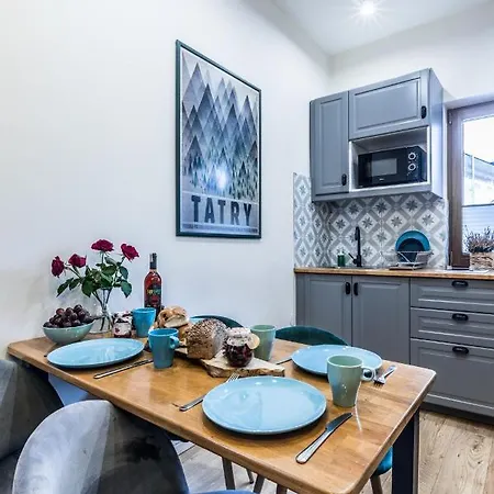 Lägenhet Forrest Nowotarska *