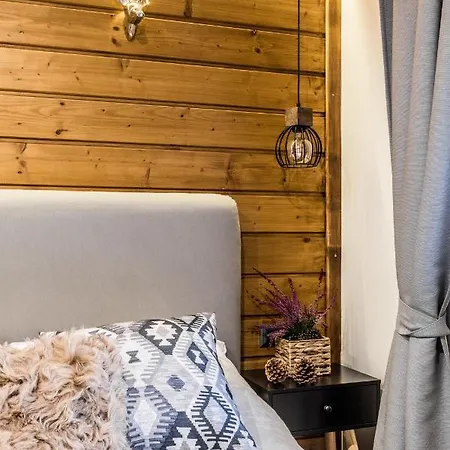 Lägenhet Forrest Nowotarska